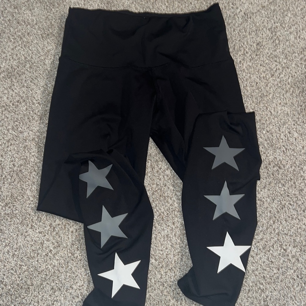 Black star leggings- STRUT THIS